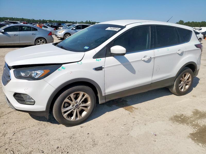 2017 FORD ESCAPE SE, 