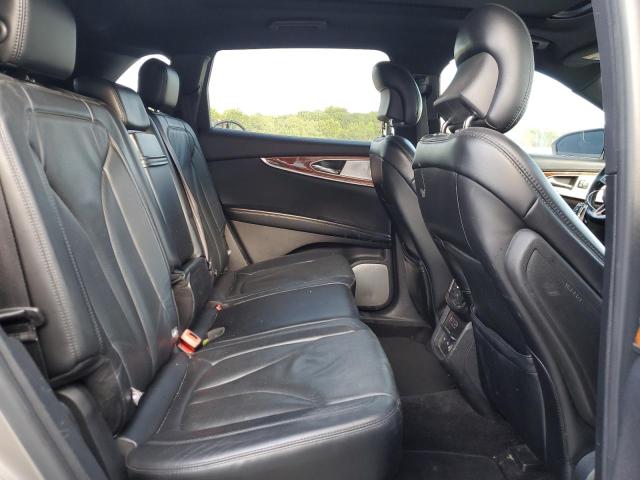 2LMTJ6LR8GBL53960 - 2016 LINCOLN MKX RESERVE TAN photo 10