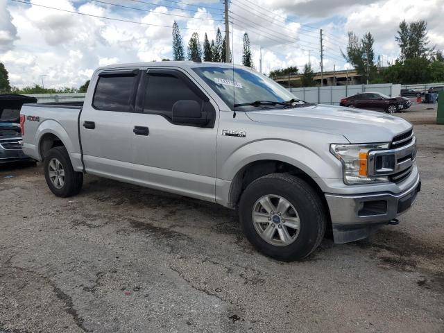 1FTEW1E57KFA51820 - 2019 FORD F150 SUPERCREW SILVER photo 4