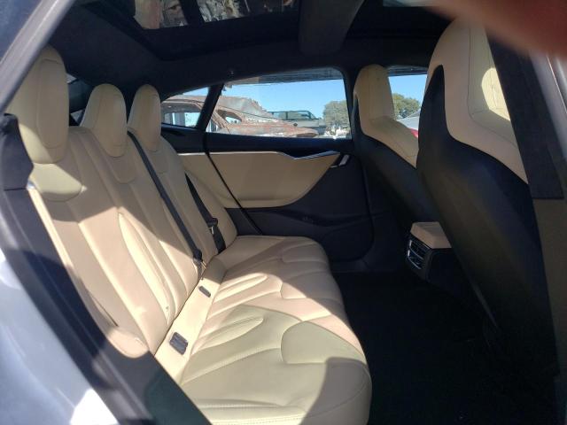 5YJSA1E28GF139598 - 2016 TESLA MODEL S Սպիտակ լուսանկար 10