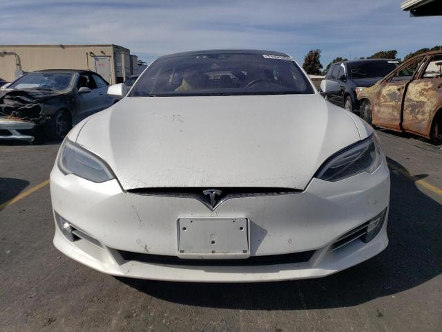 5YJSA1E28GF139598 - 2016 TESLA MODEL S Սպիտակ լուսանկար 5