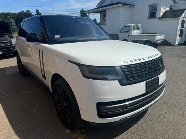 SALKPBFU4PA024034 - 2023 LAND ROVER RANGE ROVE SE WHITE photo 4