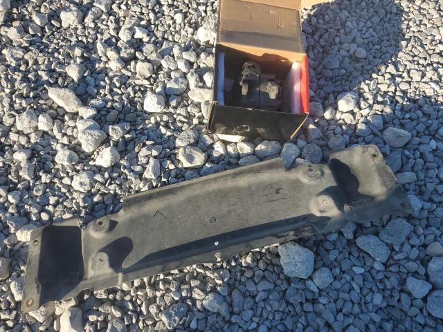 4JGDA7EB6DA224516 - 2013 MERCEDES-BENZ ML 63 AMG WHITE photo 13