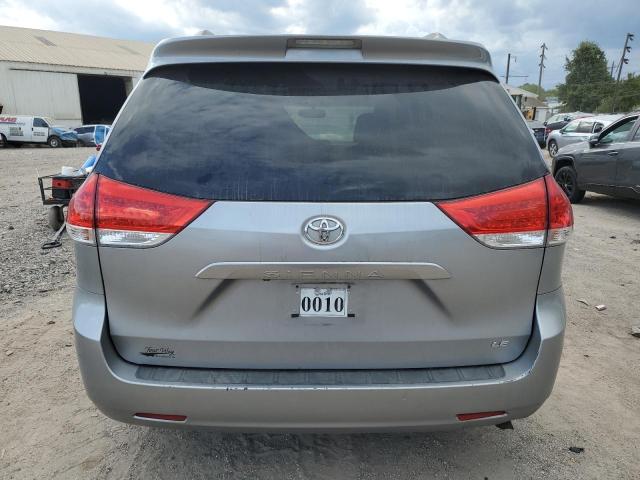 5TDKK3DC5DS334438 - 2013 TOYOTA SIENNA LE SILVER photo 6