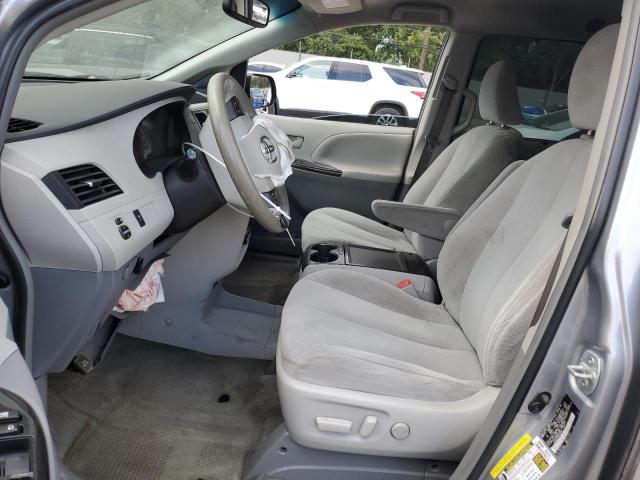 5TDKK3DC5DS334438 - 2013 TOYOTA SIENNA LE SILVER photo 7