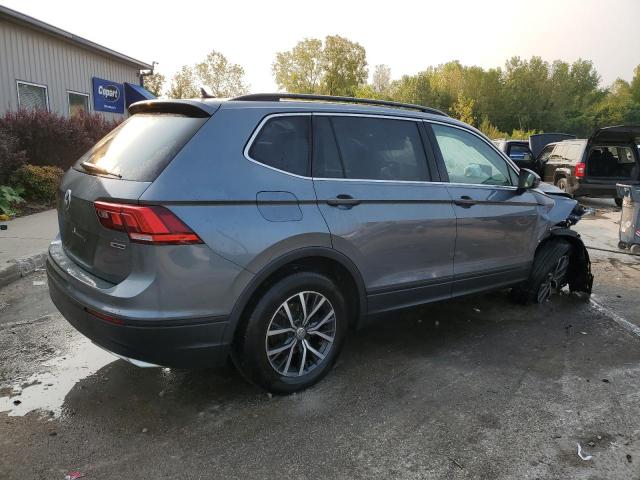 3VV2B7AX8KM123294 - 2019 VOLKSWAGEN TIGUAN SE Сірий фото 3