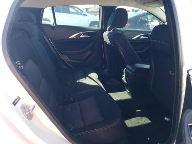 SJKCH5CP4JA045950 - 2018 INFINITI QX30 BASE Սպիտակ լուսանկար 11