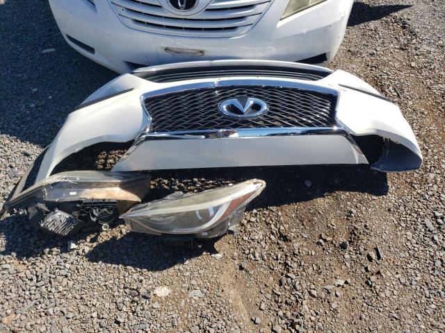 SJKCH5CP4JA045950 - 2018 INFINITI QX30 BASE Սպիտակ լուսանկար 13