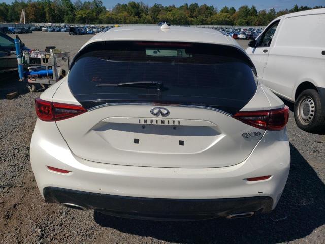 SJKCH5CP4JA045950 - 2018 INFINITI QX30 BASE Սպիտակ լուսանկար 6