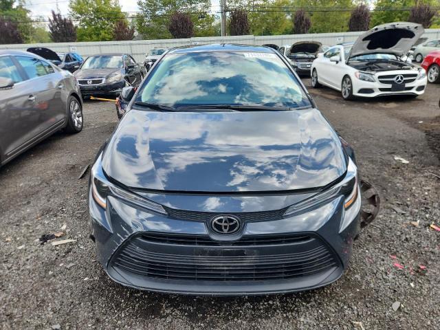 5YFB4MDEXRP221943 - 2024 TOYOTA COROLLA LE GRAY photo 5