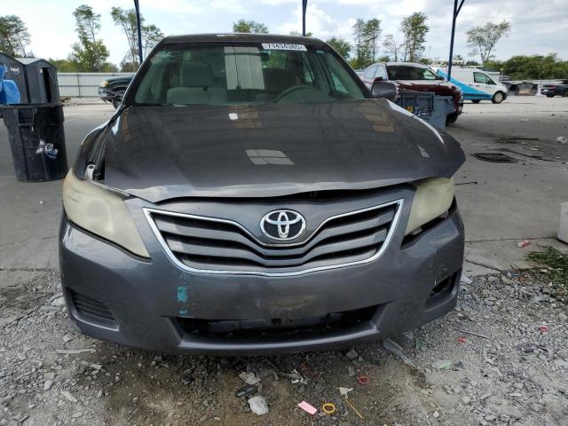 4T4BF3EK9BR104972 - 2011 TOYOTA CAMRY BASE CHARCOAL photo 5