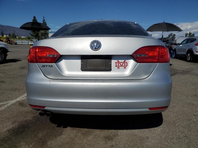 3VW2K7AJ6EM241470 - 2014 VOLKSWAGEN JETTA BASE Gümüş foto 6