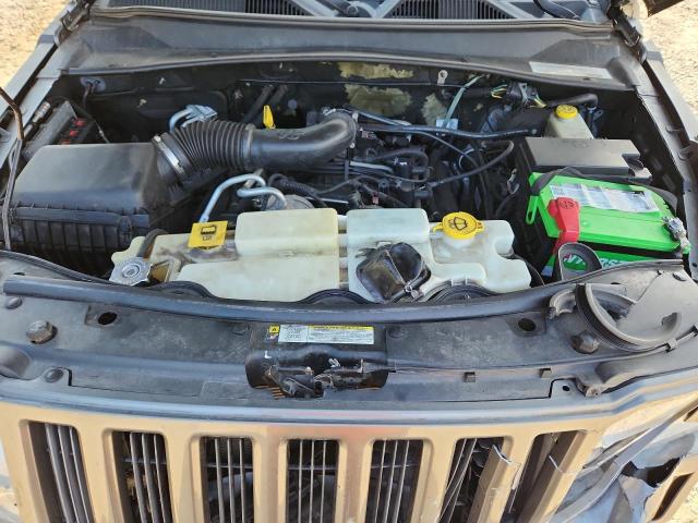 1C4PJMAKXCW138620 - 2012 JEEP LIBERTY SPORT GRAY photo 12