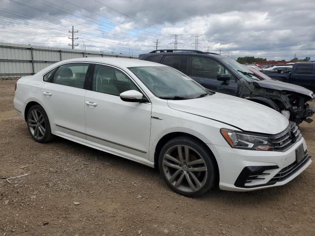 1VWDT7A3XHC026820 - 2017 VOLKSWAGEN PASSAT R-LINE Սպիտակ լուսանկար 4