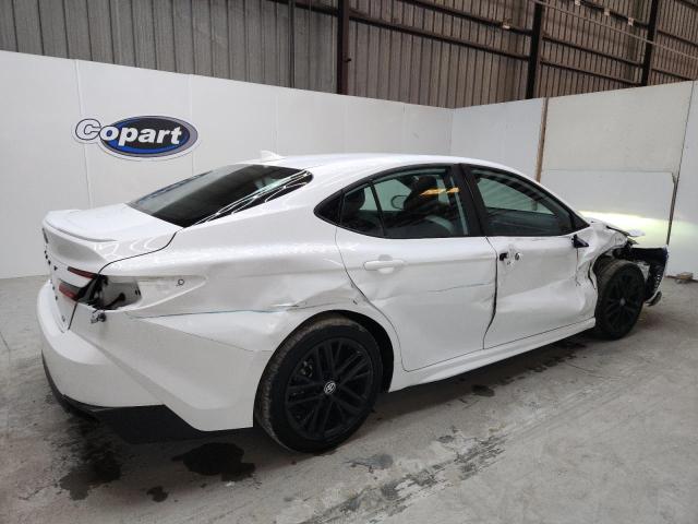 4T1DAACK8SU527437 - 2025 TOYOTA CAMRY XSE 白色 照片 3