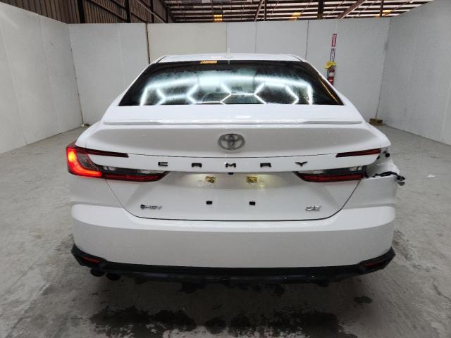 4T1DAACK8SU527437 - 2025 TOYOTA CAMRY XSE 白色 照片 6