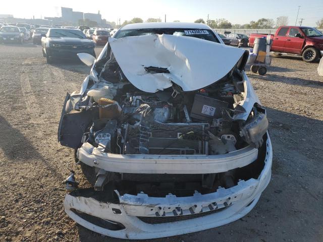 1C3CDFBA5DD288398 - 2013 DODGE DART SXT WHITE photo 5