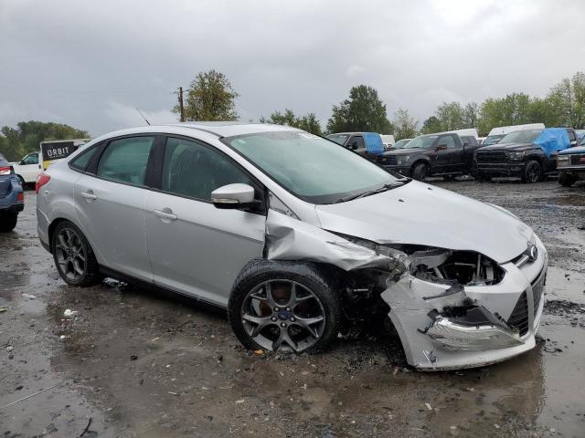 1FADP3F27DL320305 - 2013 FORD FOCUS SE SILVER photo 4