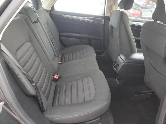 3FA6P0LU2KR166839 - 2019 FORD FUSION SE GRAY photo 10