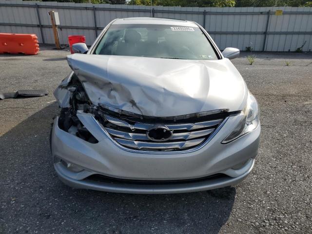 5NPEC4AC5CH364855 - 2012 HYUNDAI SONATA SE 银色 照片 5
