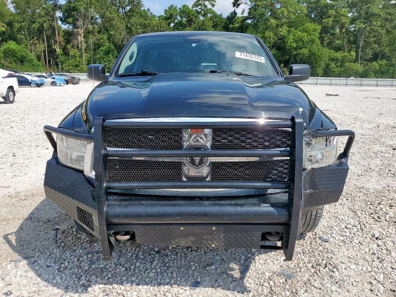 1C6RR6FG5JS325390 - 2018 RAM 1500 ST 黑色 照片 5