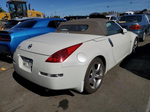 JN1BZ36A68M850464 - 2008 NISSAN 350Z ROADSTER WHITE photo 3