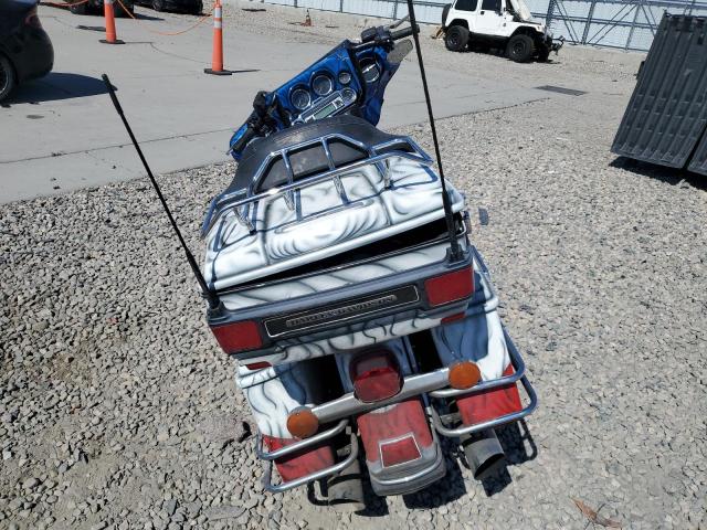 1HD1FC4128Y683015 - 2008 HARLEY-DAVIDSON FLHTCUI 双色 照片 4