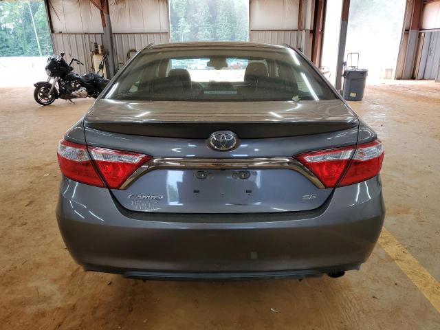 4T1BF1FK3HU412533 - 2017 TOYOTA CAMRY LE GRAY photo 6