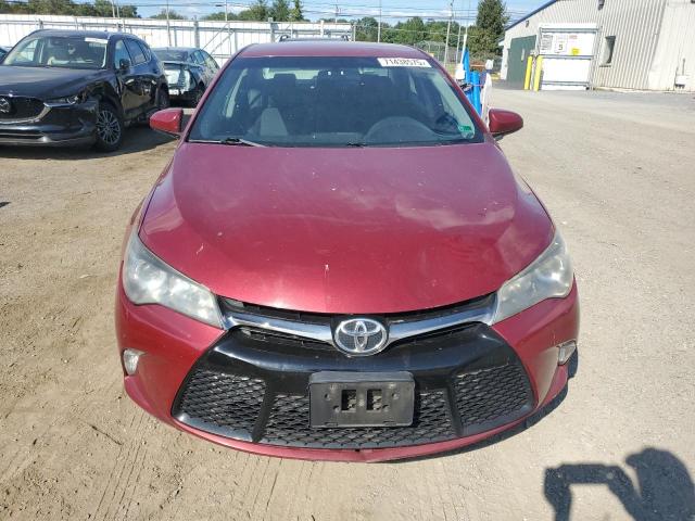 4T1BF1FK9HU772812 - 2017 TOYOTA CAMRY LE წითელი ფოტო 5