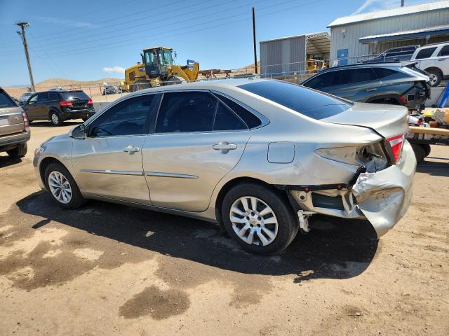 4T4BF1FK8FR458930 - 2015 TOYOTA CAMRY LE BEIGE photo 2