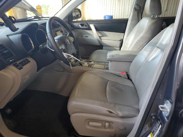 5TDBK3EH4DS227147 - 2013 TOYOTA HIGHLANDER BASE Сұр фото 7