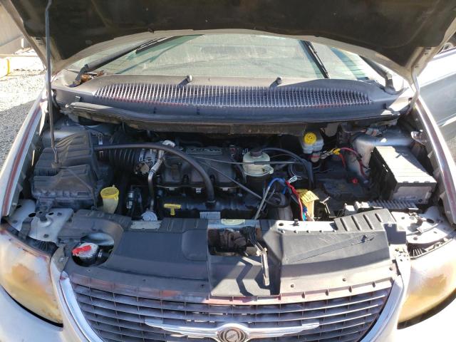 2C8GP54L82R542286 - 2002 CHRYSLER TOWN & COU LXI SILVER photo 12