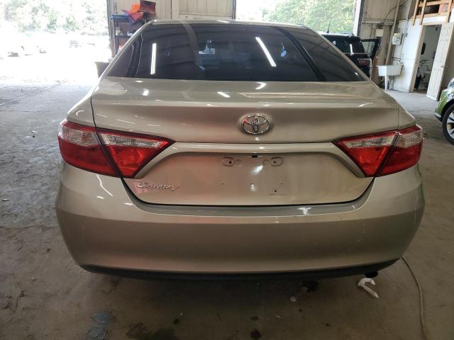 4T1BF1FK2HU383302 - 2017 TOYOTA CAMRY LE GOLD photo 6