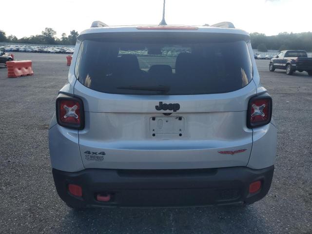 ZACCJBCT5FPB51348 - 2015 JEEP RENEGADE TRAILHAWK SILVER photo 6