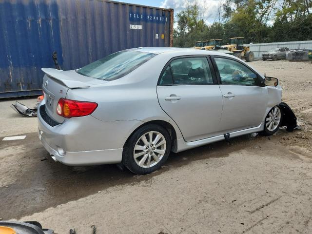 1NXBU4EEXAZ259805 - 2010 TOYOTA COROLLA BASE ვერცხლისფერი ფოტო 3