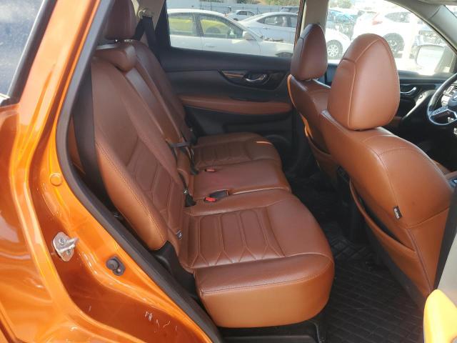 JN8AT2MT1JW467443 - 2018 NISSAN ROGUE S ORANGE photo 11