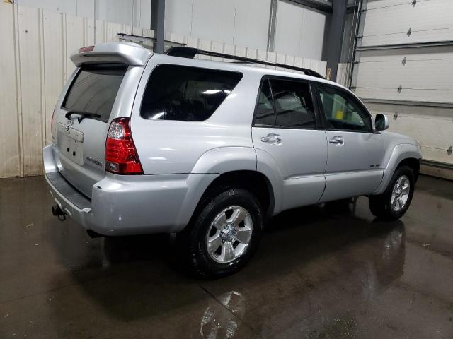 JTEBU14R268075476 - 2006 TOYOTA 4RUNNER SR5 SILVER photo 3