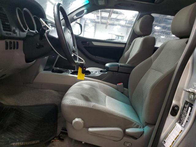 JTEBU14R268075476 - 2006 TOYOTA 4RUNNER SR5 SILVER photo 7