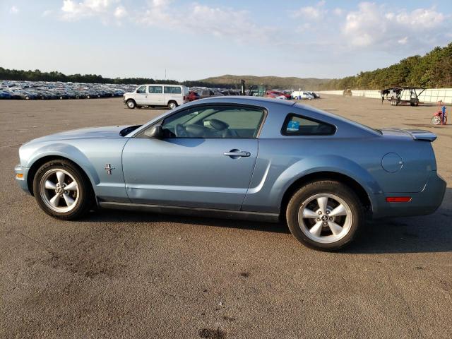 1ZVHT80N075368418 - 2007 FORD MUSTANG BLUE photo 2