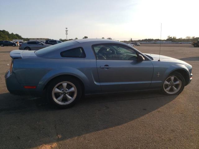 1ZVHT80N075368418 - 2007 FORD MUSTANG BLUE photo 3