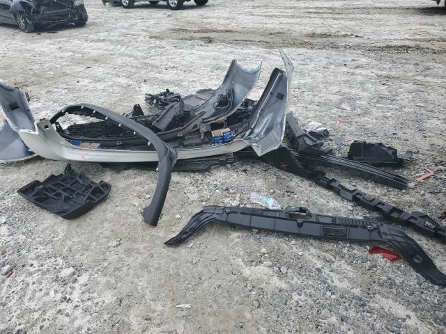 5TDGZRBH2NS163412 - 2022 TOYOTA HIGHLANDER XLE WHITE photo 13