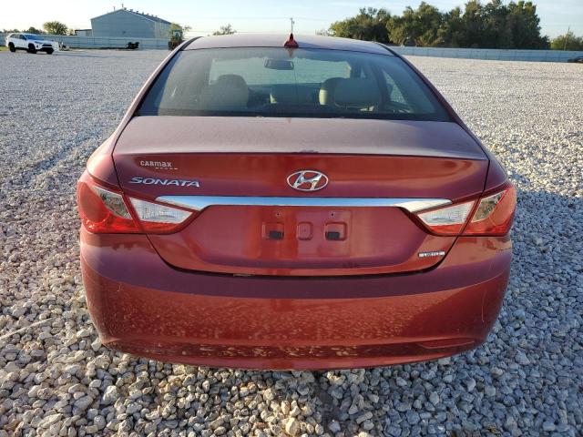 5NPEC4AC8DH522333 - 2013 HYUNDAI SONATA SE RED photo 6