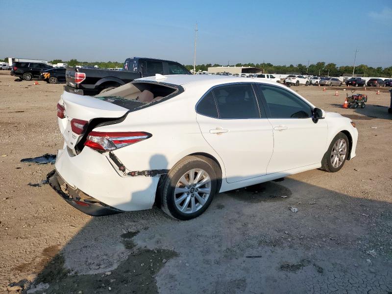 4T1B11HK6KU247192 - 2019 TOYOTA CAMRY L WHITE photo 3