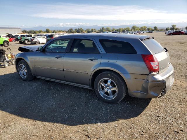 2D4FV48V65H513827 - 2005 DODGE MAGNUM SXT GRAY photo 2