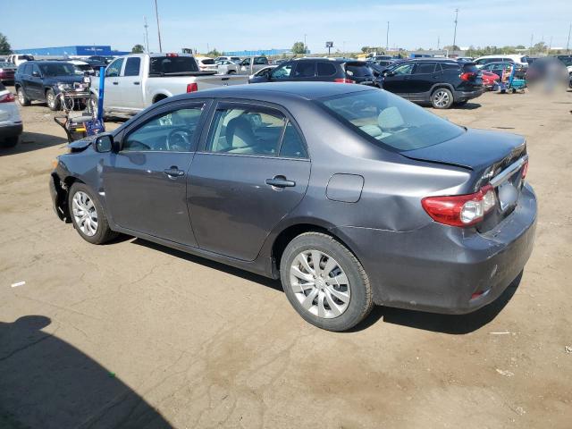 5YFBU4EE9DP142352 - 2013 TOYOTA COROLLA BASE Մոխրագույն լուսանկար 2