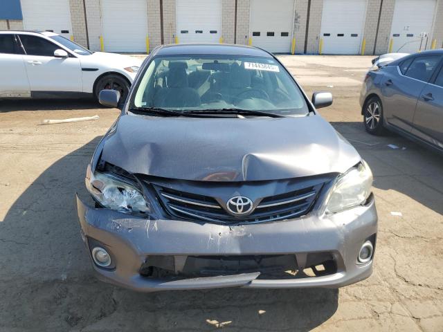 5YFBU4EE9DP142352 - 2013 TOYOTA COROLLA BASE Մոխրագույն լուսանկար 5