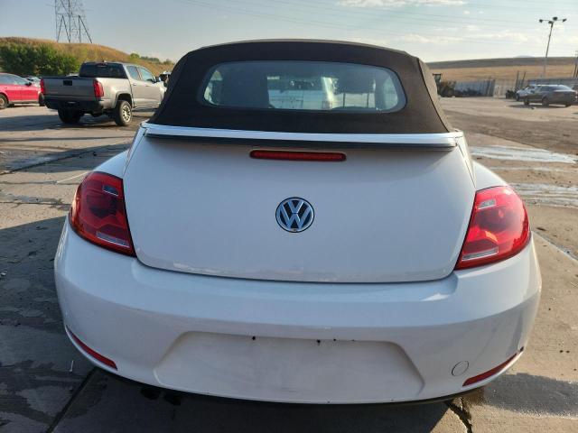 3VW5X7AT5DM816608 - 2013 VOLKSWAGEN BEETLE WHITE photo 6