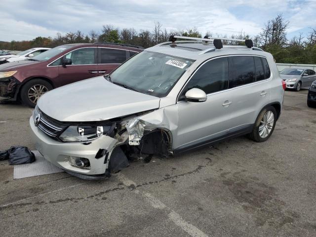 2014 VOLKSWAGEN TIGUAN S, 