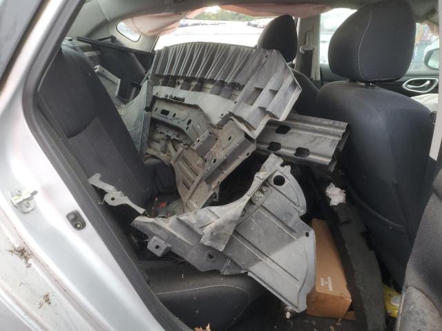 3N1AB7AP6KY286936 - 2019 NISSAN SENTRA S 银色 照片 10