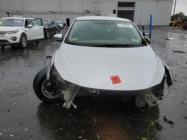 3N1AB7AP6KY286936 - 2019 NISSAN SENTRA S 银色 照片 5